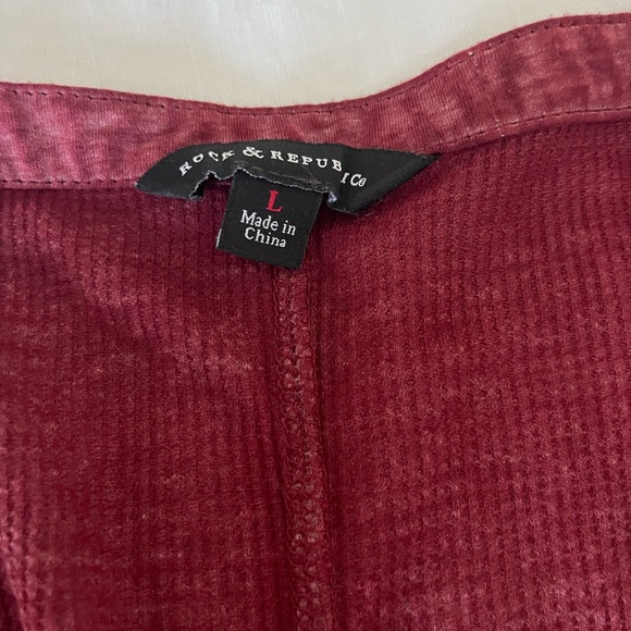 Rock & Republic burnout Henley - Picture 2 of 2